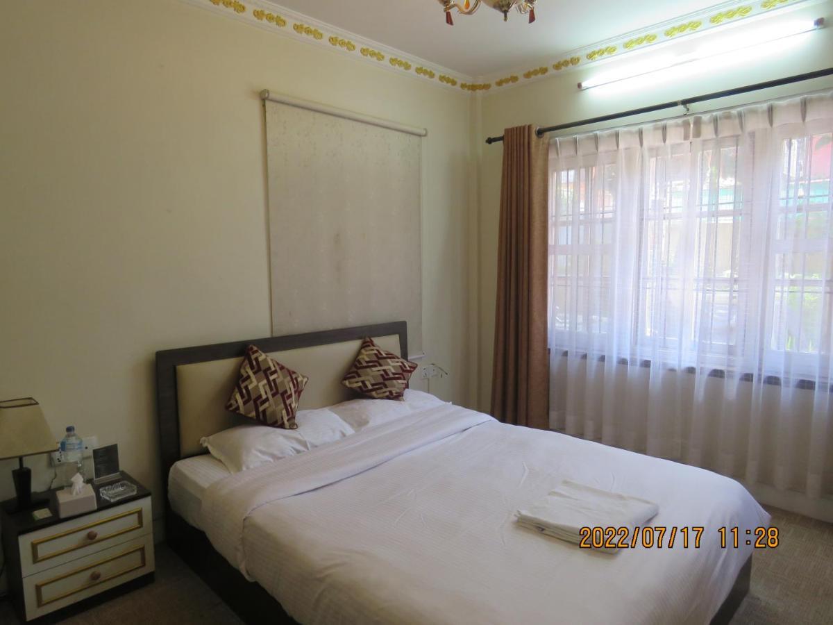 Hidden Leaf Bed & Breakfast Lalitpur Экстерьер фото